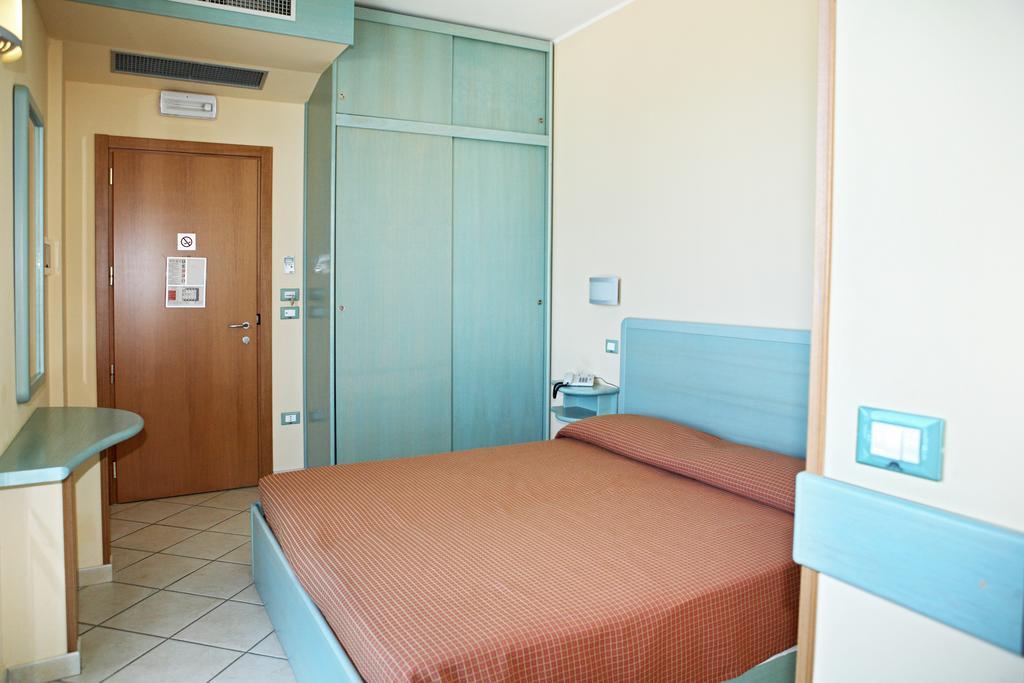 Abbazia Club Hotel Marotta Δωμάτιο φωτογραφία